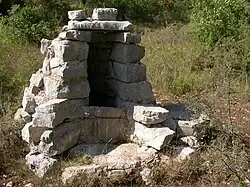 Puits couvert des Plaines.