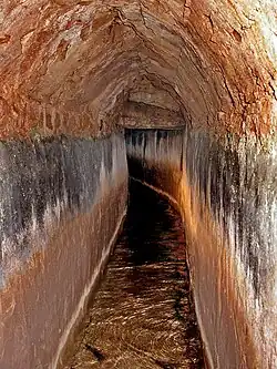 Intérieur de l'aqueduc.