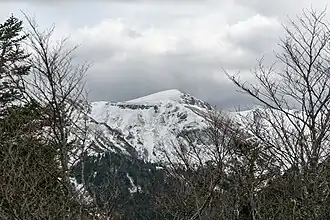 Le puy de Cacadogne, vu depuis le Capucin.