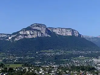 Vue du mont Peney depuis les hauts de La Ravoire.
