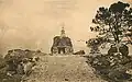 L'esplanade du sanctuaire de Notre-Dame-du-Roc au début du XXe&nbsp;siècle.