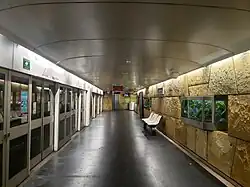 Quai (26 mètres) en direction de Saint-Philibert