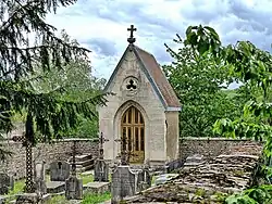 Chapelle du cimetière de la Marne.
