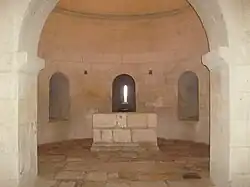 Crypte Saint-Benoît.