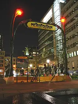 Square-Victoria–OACI(métro de Montréal).