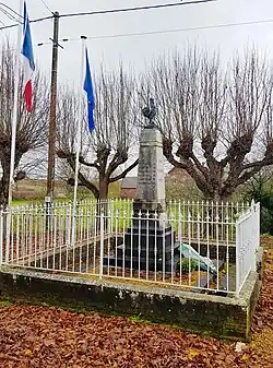 Monument aux morts De la commune de Beaugies sous Bois à tête de coq