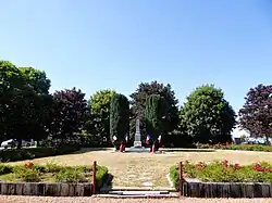 Monument aux morts.