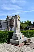Le monument aux morts.