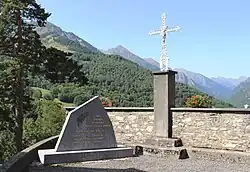 Le monument aux morts municipal.