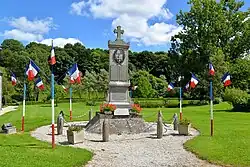 Le monument aux morts.