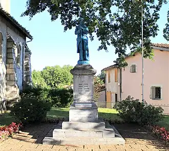 Monument aux morts de Loures-Barousse