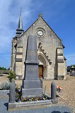 Le monument aux morts.