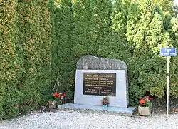 Le monument aux morts municipal.