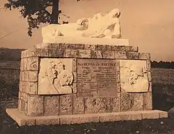 Monument aux héros et martyrs du Bessillon.