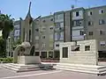 Monument en hommage aux victimes situé à Ashdod.