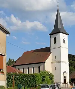 L'église Saint-Blaise dans son environnement.