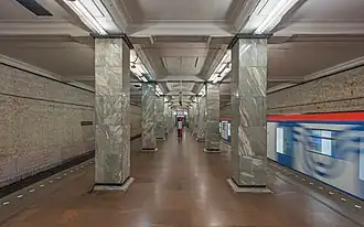 Image illustrative de l’article Smolenskaïa (métro de Moscou, ligne Filiovskaïa)