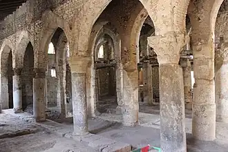 Mosquée Sidi Ghanem de Mila, âtie en 675 par Abou al-Mouhajir Dinar, l'émir d'Ifriqiya, de 674 à 681 pour le compte des Omeyyades.