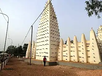 Image illustrative de l’article Mosquée de Dioulasso-bâ