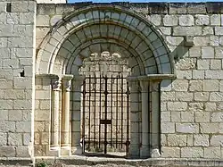 Portail de la chapelle de Villemartin