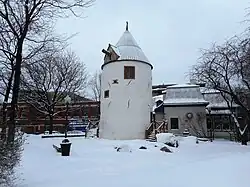 Le moulin, situé à proximité de l'actuelle municipalité.