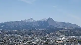 Vue du mont Haruna depuis le château de Hakoda (ville de Kitatachibana, Shibukawa) depuis l'est.