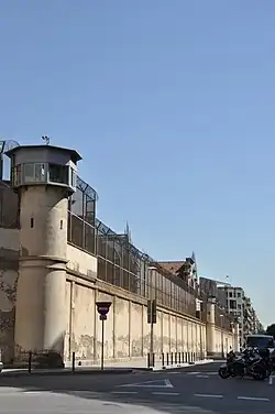 Murs de la prison (carrer Provença).