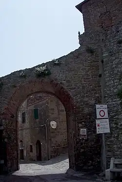 Extérieur de la porte de San Giovanni Battista