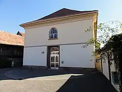 Ancienne synagogue (1838), actuellement salle de sport,4 rue des Tilleuls.