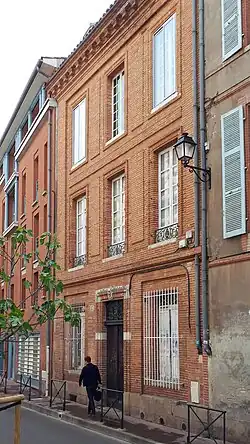 Immeuble néo-classique, no&nbsp;13 : façade.
