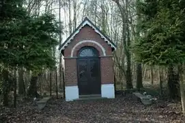 La chapelle Notre-Dame du Bon Remède.
