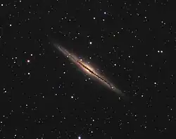 NGC 891 en lumière visible.