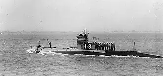 illustration de USS H-8 (SS-151)