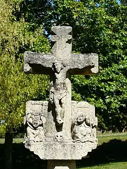 Détail du calvaire-autel.