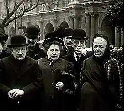 Photo de 1914 lors d'une réunion des anciens de la Commune, avec Nathalie Lemel.