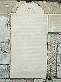 Dalle funéraire.