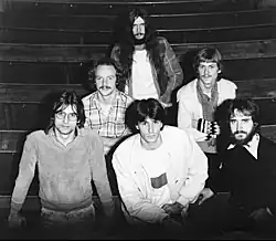 Neuschwanstein dernier acteurs : en haut Roger Weiler; centre à gauche Hans Peter Schwarz, à droite Wolfgang Bode; en bas à gauche Thomas Neuroth, centre Michael Kiessling, à droite Klaus Mayer