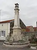 Monument aux morts.