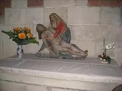 Piétà du XVe&nbsp;siècle (vue de près).