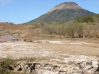 Vue du volcan depuis les bouilloires de San Jacinto.