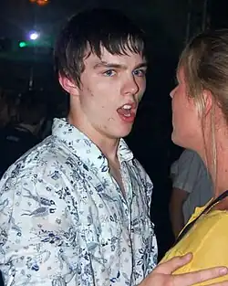 Nicholas Hoult interprète Anthony «&nbsp;Tony&nbsp;» Stonem