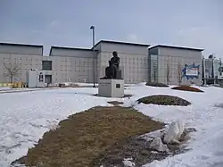 Statue de Copernic, à proximité du Stade olympique de Montréal.