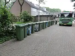 Collecte automatisée d'ordures ménagères dans un lotissement, Pays-Bas, 2016.