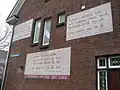 Poème de Nils Ferlin à Leyde dans le cadre de Wall poems in Leiden&nbsp;(en) (Voir Liste de poèmes muraux à Leyde&nbsp;(nl))