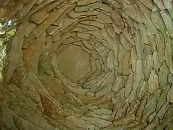 Toit de la cadole du plateau de Blu.