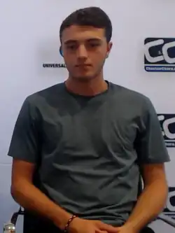 Description de l'image Noah Dobson.png.