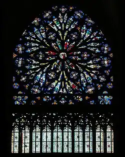 Rose, bras sud du transept.