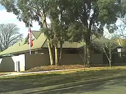 Ambassade à Canberra.