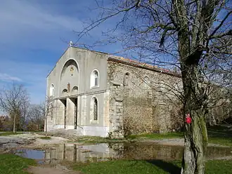 Façade de la chapelle Notre-Dame-des-Anges.