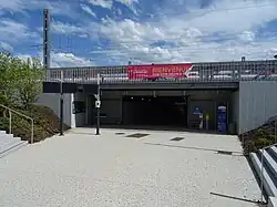 Entrée nord du passage souterrain de la gare.
